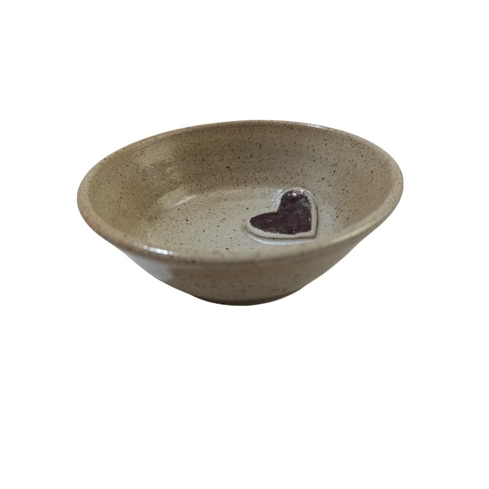 Handmade‎ Studio Pottery Heart Bowl Speckled Tan Ceramic Artist Signed BM
